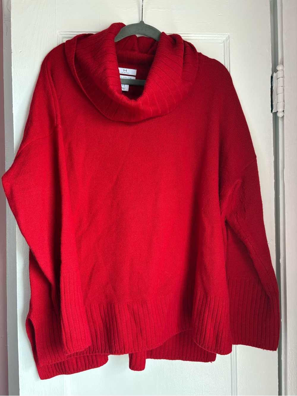 Halston 100% Extra Fine Merino Wool Cowl Neck Sweater Red Size XL